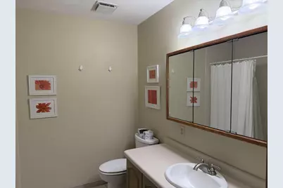1107 W State Street, Marshfield, WI 54449 - Photo 18