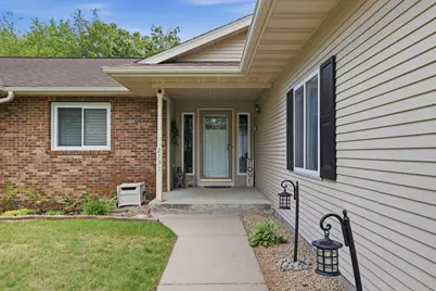 2731 Hickory Drive, Plover, WI 54467 - Photo 8