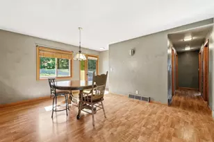 908 S 11th St, Wausau, WI 54403 - Photo 8