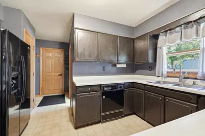 908 S 11th Street, Wausau, WI 54403 - Photo 10