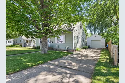 521 N 9th Avenue, Wausau, WI 54401 - Photo 2