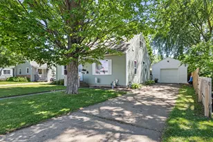 521 N 9th Ave, Wausau, WI 54401 - Photo 2
