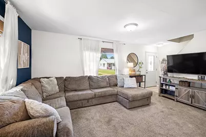 521 N 9th Avenue, Wausau, WI 54401 - Photo 6