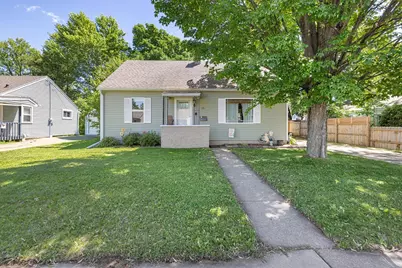 521 N 9th Avenue, Wausau, WI 54401 - Photo 1