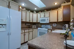 1235 Easthill Dr, Wausau, WI 54403 - Photo 12