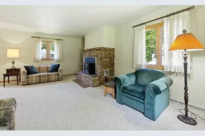 308 Walker Street, Stevens Point, WI 54481 - Photo 12