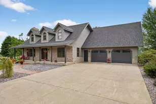 5087 Yellowstone Dr, Auburndale, WI 54412 - Photo 2