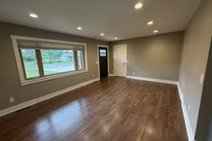 6611 Grove Ave, Wisconsin Rapids, WI 54494 - Photo 4