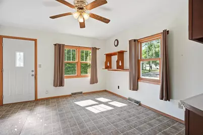 400 N Vine Avenue, Marshfield, WI 54449 - Photo 6