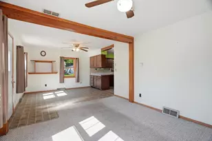 400 N Vine Ave, Marshfield, WI 54449 - Photo 4