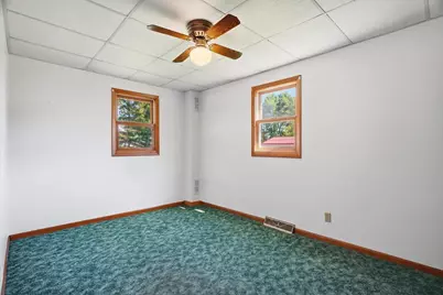 400 N Vine Avenue, Marshfield, WI 54449 - Photo 10