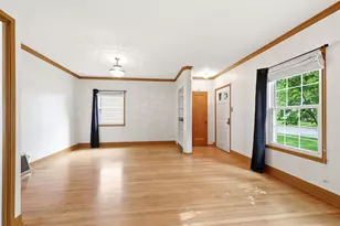 814 S Oak Ave, Marshfield, WI 54449 - Photo 6