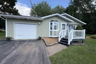 106 S 6th St, Colby, WI 54421 - Photo 24