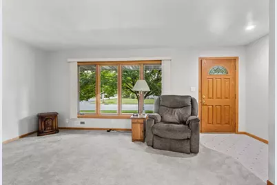 2010 Chase Street, Wisconsin Rapids, WI 54495 - Photo 2