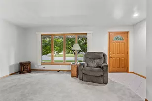 2010 Chase St, Wisconsin Rapids, WI 54495 - Photo 2