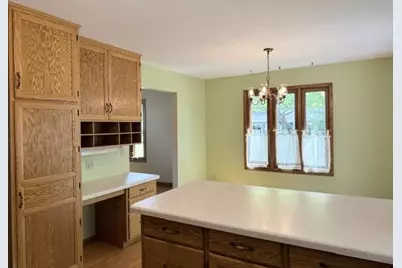 406 Evergreen Avenue, Marshfield, WI 54449 - Photo 8