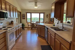 138580 Woodland Dr, Marathon, WI 54448 - Photo 8