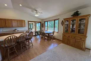 138580 Woodland Dr, Marathon, WI 54448 - Photo 6