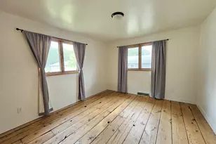 827 W North St, Marshfield, WI 54449 - Photo 10