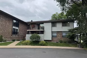 3623 N 6th St #303, Wausau, WI 54403 - Photo 2