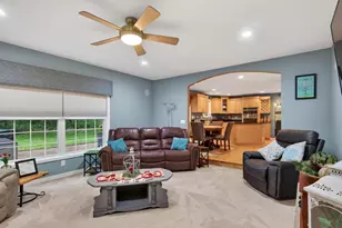 912 Cherokee Ct, Waupaca, WI 54981 - Photo 16