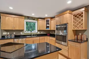 912 Cherokee Ct, Waupaca, WI 54981 - Photo 10