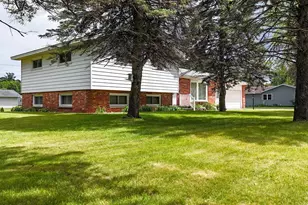 2020 Wisconsin Ave, Plover, WI 54467 - Photo 2