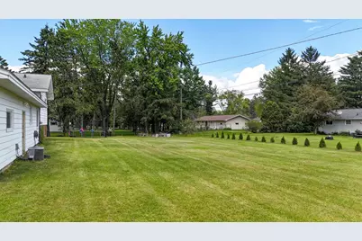 2020 Wisconsin Avenue, Plover, WI 54467 - Photo 4