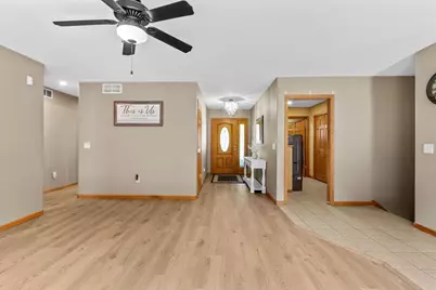 5011 Prairie Ridge Drive, Wisconsin Rapids, WI 54494 - Photo 4