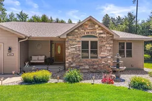 5011 Prairie Ridge Dr, Wisconsin Rapids, WI 54494 - Photo 2