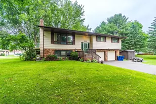 802 Jefferson St, Merrill, WI 54452 - Photo 4