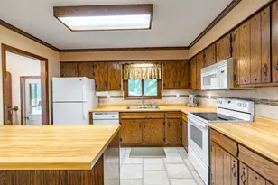802 Jefferson St, Merrill, WI 54452 - Photo 12