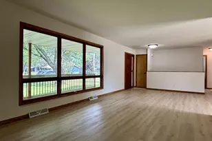 5606 Walnut St, Weston, WI 54476 - Photo 8