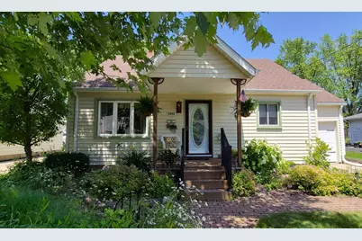 1011 W Park Street, Marshfield, WI 54449 - Photo 2