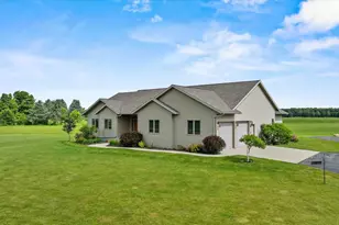 8072 Mill Creek Rd, Marshfield, WI 54449 - Photo 2