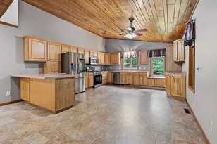 3475 Oakhill Ln, Eagle River, WI 54521 - Photo 8