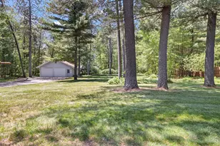 2015 Circle Dr, Kronenwetter, WI 54455 - Photo 6