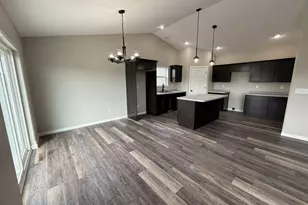 3702 Green Pastures Ln, Weston, WI 54476 - Photo 4