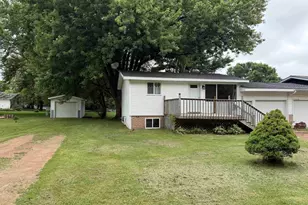 406 E Linden St, Abbotsford, WI 54405 - Photo 2