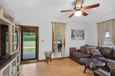 1588 E State Highway 21, Arkdale, WI 54613 - Photo 10