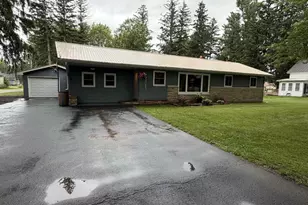 903 School St, Withee, WI 54498 - Photo 2