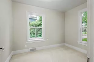 1924 Main St, Stevens Point, WI 54481 - Photo 12