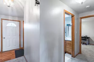 5303 N 30th Ave, Wausau, WI 54401 - Photo 10