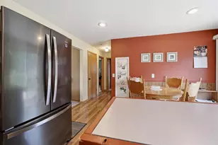 417 Wildwood Ct, Marshfield, WI 54449 - Photo 4