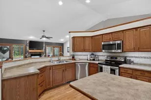 9239 Camilla Ct, Nekoosa, WI 54475 - Photo 6