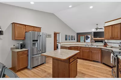 9239 Camilla Court, Nekoosa, WI 54475 - Photo 8