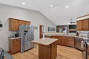 9239 Camilla Ct, Nekoosa, WI 54475 - Photo 8