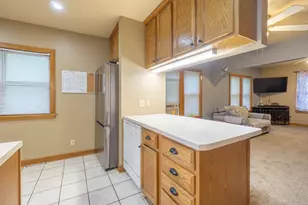 805 N 8th Ave, Wausau, WI 54401 - Photo 16