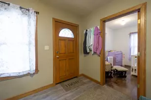 805 N 8th Ave, Wausau, WI 54401 - Photo 6