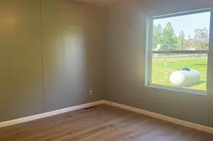 N8910 Elm St, Gilman, WI 54433 - Photo 18